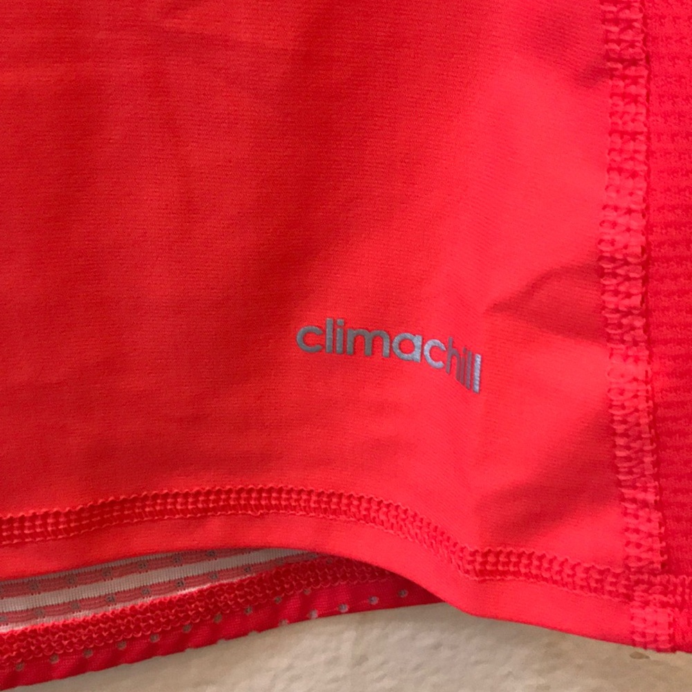 adidas Women’s Techfit Chill Compression Top Shirt - Picture 3 of 5